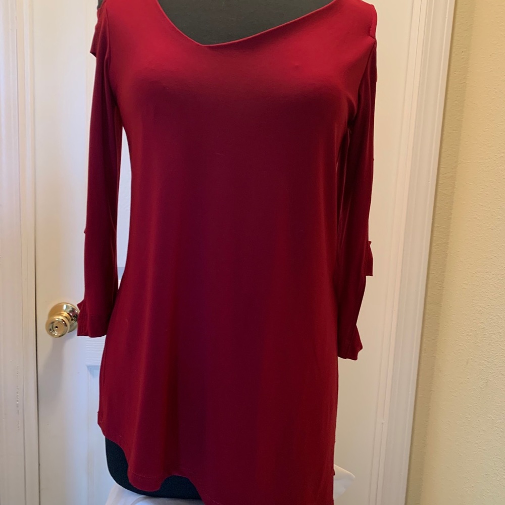 Last Tango burgundy long sleeve sz M